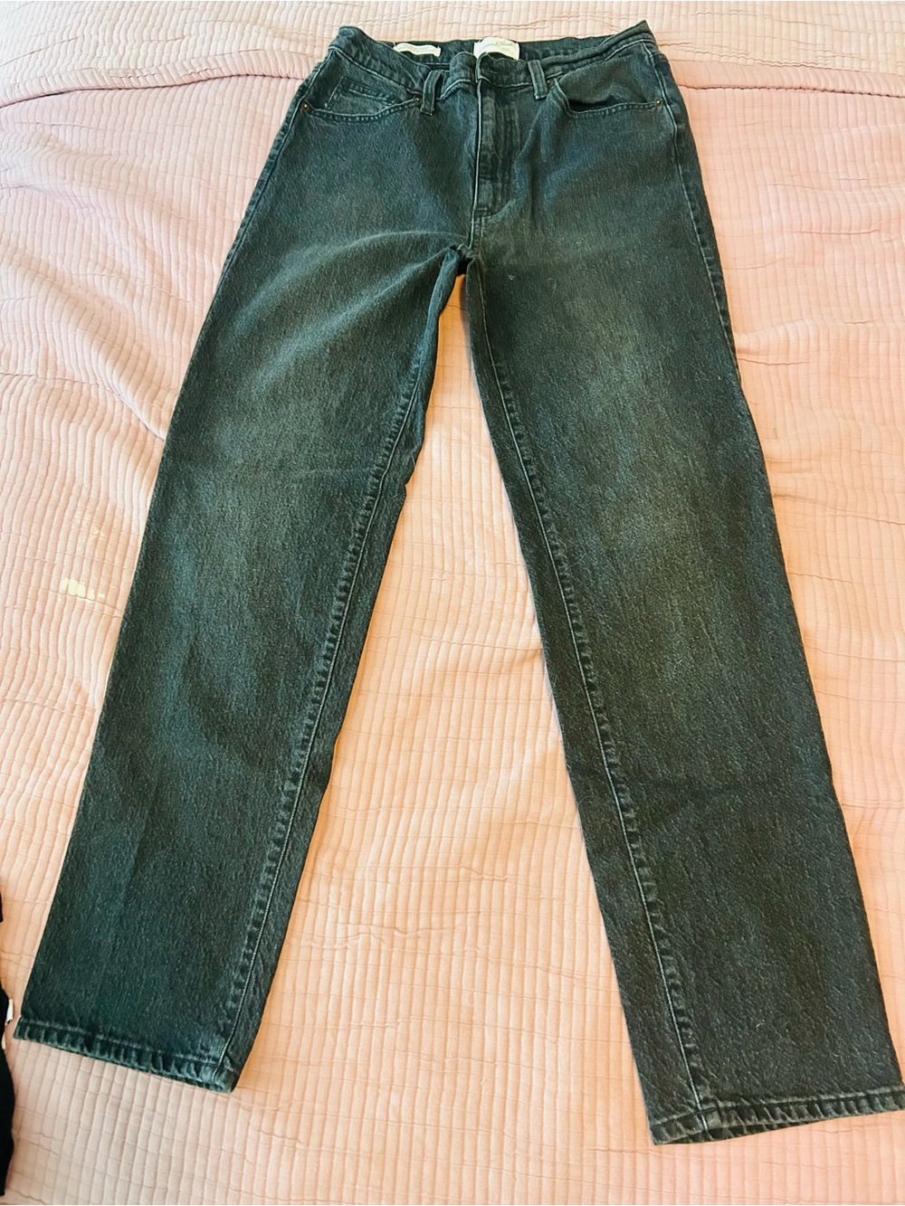 Women's Straight Fit Black Wash Jeans